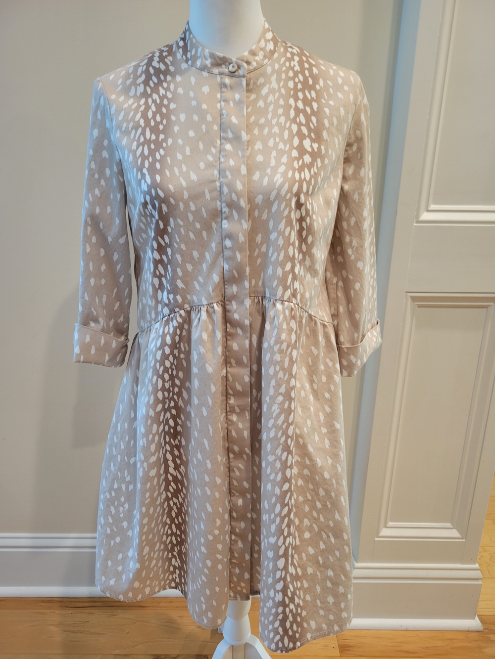 Tuckernuck Beige and White Dress, Medium